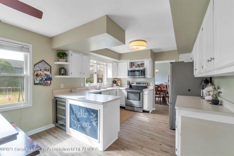 13146 Farm Ln, Dewitt, MI 48820 photo 11