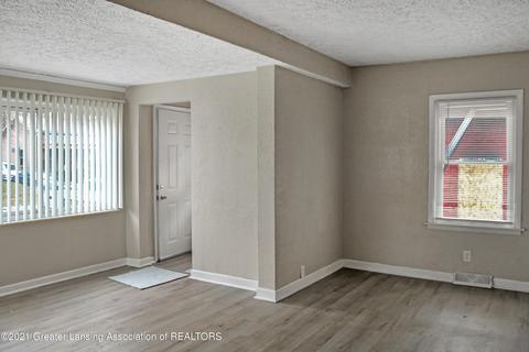 930 Johnson Ave, Lansing, MI 48906 photo 5