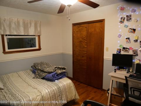 1938 Phillips Ave, Holt, MI 48842 photo 21
