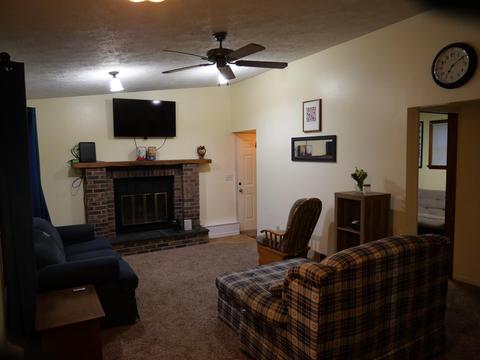 1938 Phillips Ave, Holt, MI 48842 photo 2