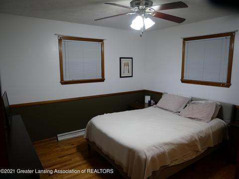 1938 Phillips Ave, Holt, MI 48842 photo 17