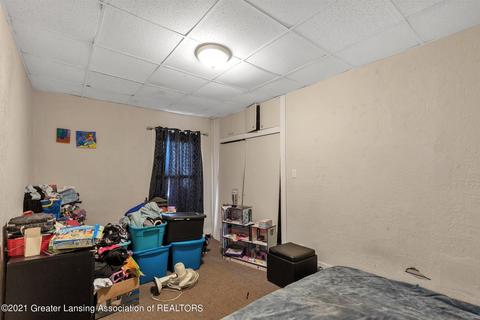 321 E Oak St, Mason, MI 48854 photo 17