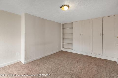 321 E Oak St, Mason, MI 48854 photo 42