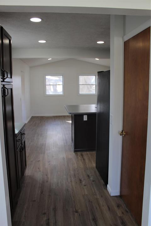 321 Iris Ave, Lansing, MI 48917 photo 9
