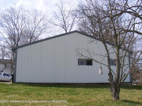 231 E Green St, Olivet, MI 49076 photo 9