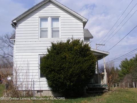 231 E Green St, Olivet, MI 49076 photo 8