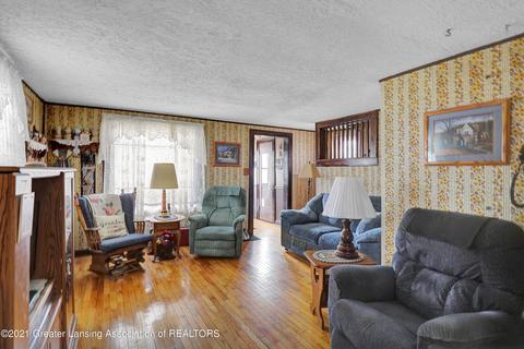 5651 Cade St, Haslett, MI 48840 photo 8