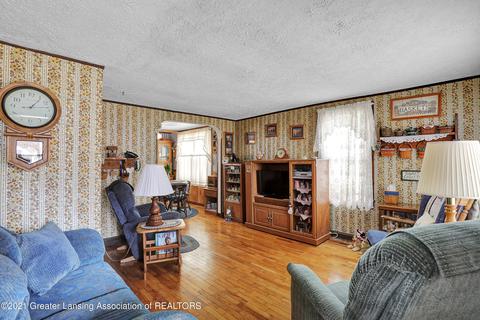 5651 Cade St, Haslett, MI 48840 photo 7
