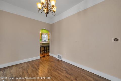 657 Fuller St, Williamston, MI 48895 photo 8