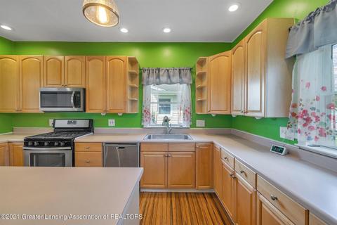 657 Fuller St, Williamston, MI 48895 photo 13