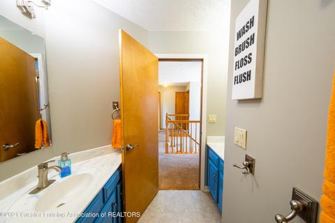 218 Oakwood Dr, Dewitt, MI 48820 photo 16