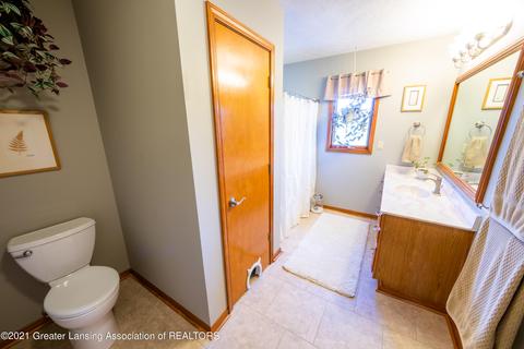218 Oakwood Dr, Dewitt, MI 48820 photo 18