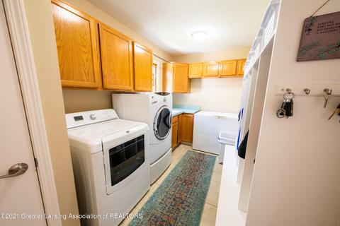 218 Oakwood Dr, Dewitt, MI 48820 photo 36