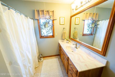 218 Oakwood Dr, Dewitt, MI 48820 photo 20