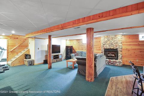 1908 Dell Rd, Lansing, MI 48911 photo 21