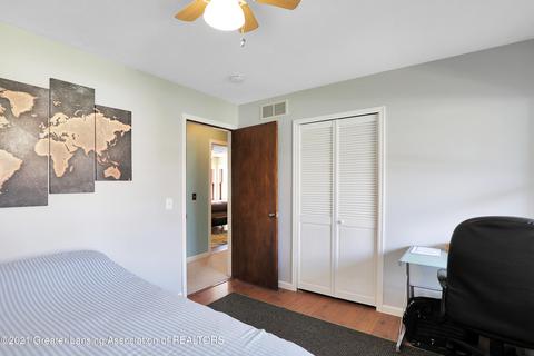 1908 Dell Rd, Lansing, MI 48911 photo 12
