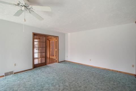 431 Maple Ln, Owosso, MI 48867 photo 9