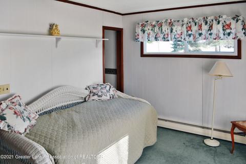 2630 Park St, Lyons, MI 48851 photo 12