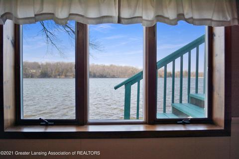 2630 Park St, Lyons, MI 48851 photo 8