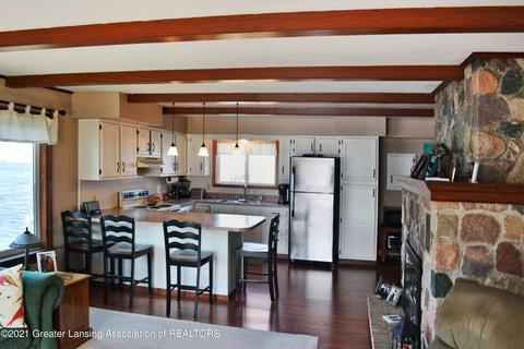 2630 Park St, Lyons, MI 48851 photo 2