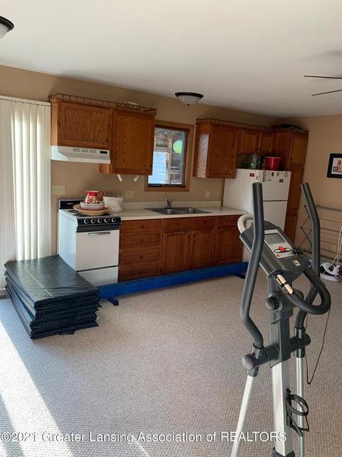 9586 Fenner Rd, Perry, MI 48872 photo 22