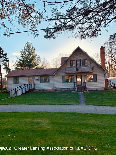 9586 Fenner Rd, Perry, MI 48872 photo 1