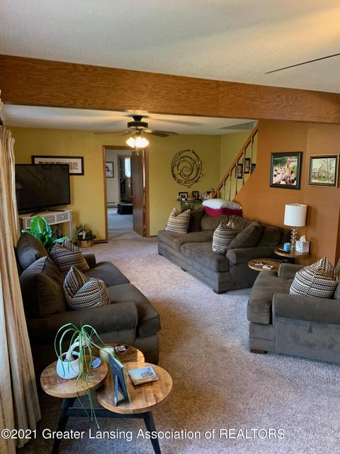 9586 Fenner Rd, Perry, MI 48872 photo 8