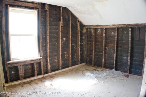829 Johnson Ave, Lansing, MI 48906 photo 5