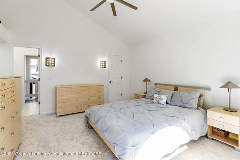 6037 Oakpark Trl, Haslett, MI 48840 photo 24