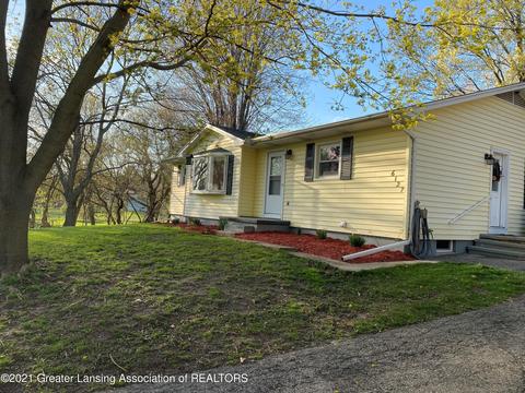 6127 Sleight Rd, Bath, MI 48808 photo 1