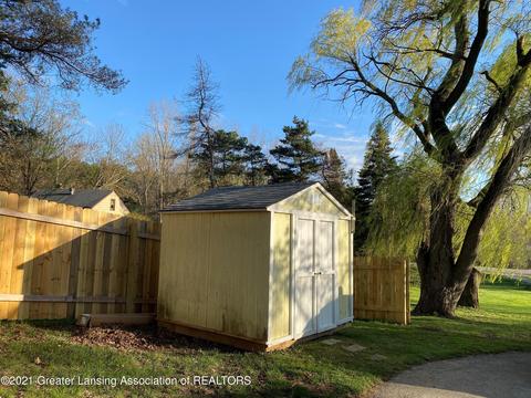 6127 Sleight Rd, Bath, MI 48808 photo 22