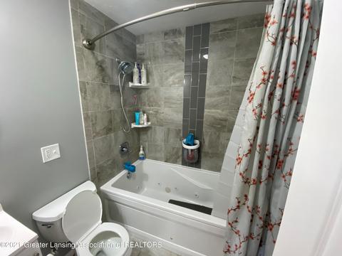6127 Sleight Rd, Bath, MI 48808 photo 5