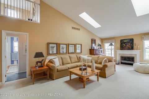 505 Wendover Dr, Lansing, MI 48906 photo 23