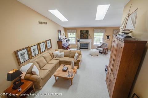 505 Wendover Dr, Lansing, MI 48906 photo 35
