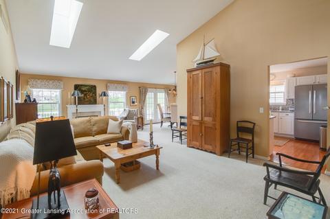 505 Wendover Dr, Lansing, MI 48906 photo 22