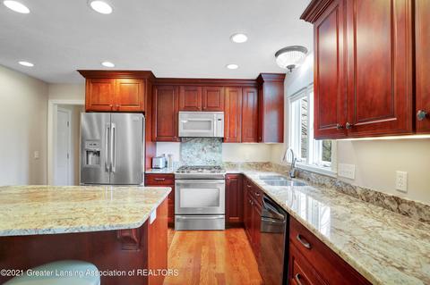 107 Windyrush Ln, Dewitt, MI 48820 photo 18