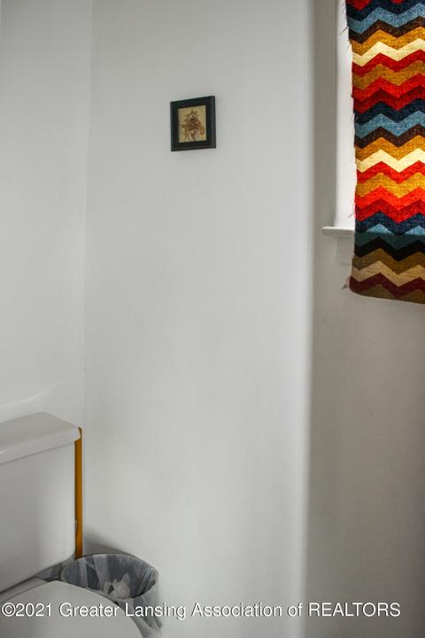 1340 Eureka St, Lansing, MI 48912 photo 17