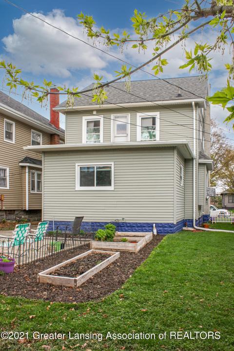 1340 Eureka St, Lansing, MI 48912 photo 26