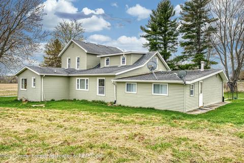10280 W Herbison Rd, Eagle, MI 48822 photo 8