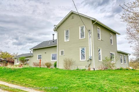 10280 W Herbison Rd, Eagle, MI 48822 photo 4