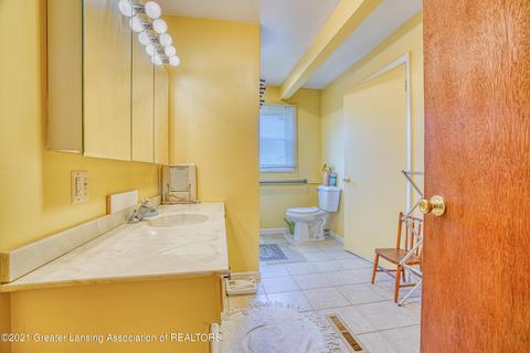 10280 W Herbison Rd, Eagle, MI 48822 photo 24