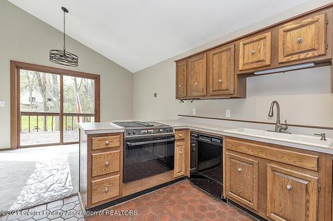 4651 Jadestone Dr, Williamston, MI 48895 photo 12
