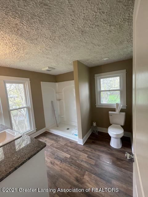 344 E Miller Rd, Lansing, MI 48911 photo 20