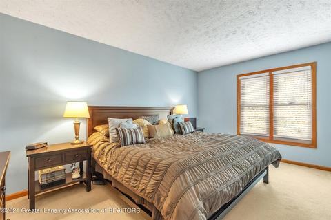 1094 Buckingham Rd, Haslett, MI 48840 photo 27