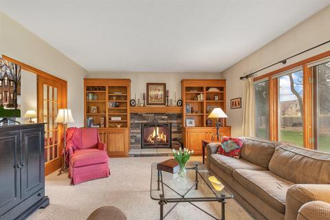 1094 Buckingham Rd, Haslett, MI 48840 photo 14