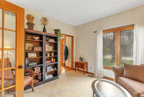 1094 Buckingham Rd, Haslett, MI 48840 photo 13