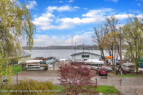 5919 Shaw St, Haslett, MI 48840 photo 2