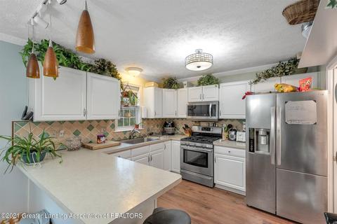 5919 Shaw St, Haslett, MI 48840 photo 15