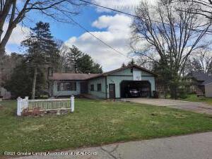 136 Cherry St, Dimondale, MI 48821 photo 1