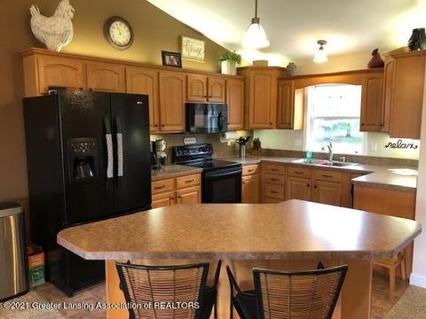 4995 W Cutler Rd, Dewitt, MI 48820 photo 8